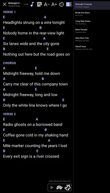 BandBinder's full-screen Performance Mode, showing big high-contrast text and the setlist sidebar
